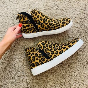 Cheetah print shoes. Never worn